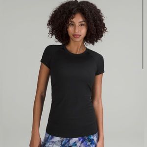COPY - Lululemon Swiftly Tech Short-Sleeve Shirt 2.0 Black